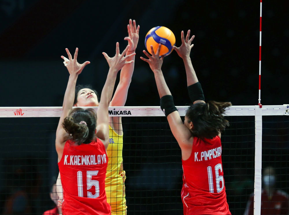 开云体育-西亚卡姆遭遇十五持续失利，中国队教练压力巨大！